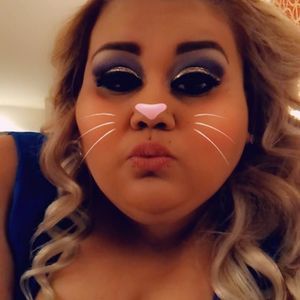 Meet your Posher, Valerie